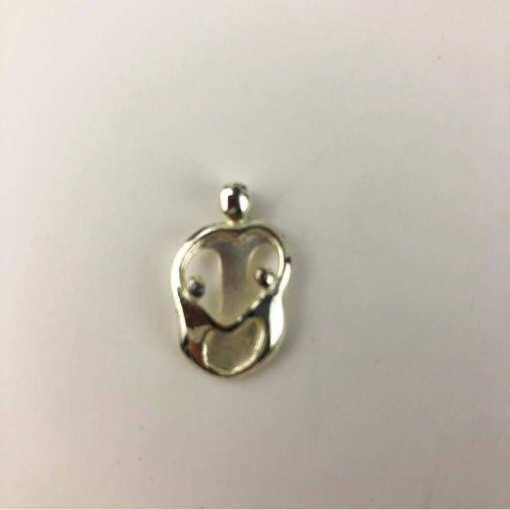 Loving Family Sterling Silver Pendent 925